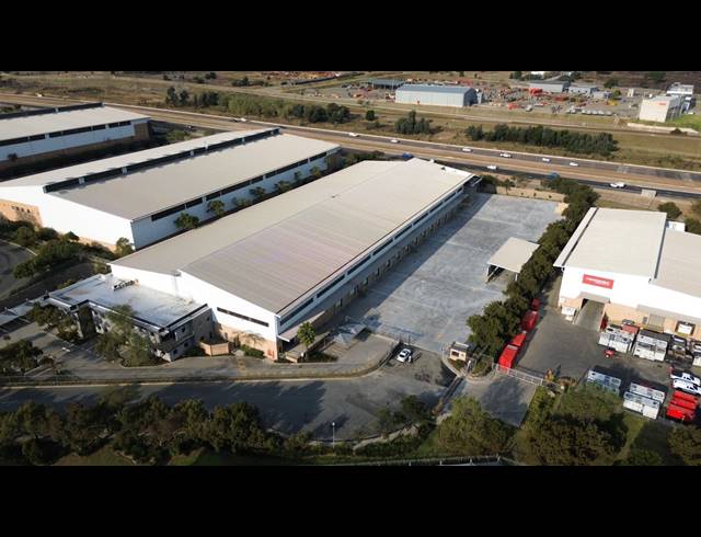 7,737M² WAREHOUSE TO LET IN SAMRAND BUSINESS PARK